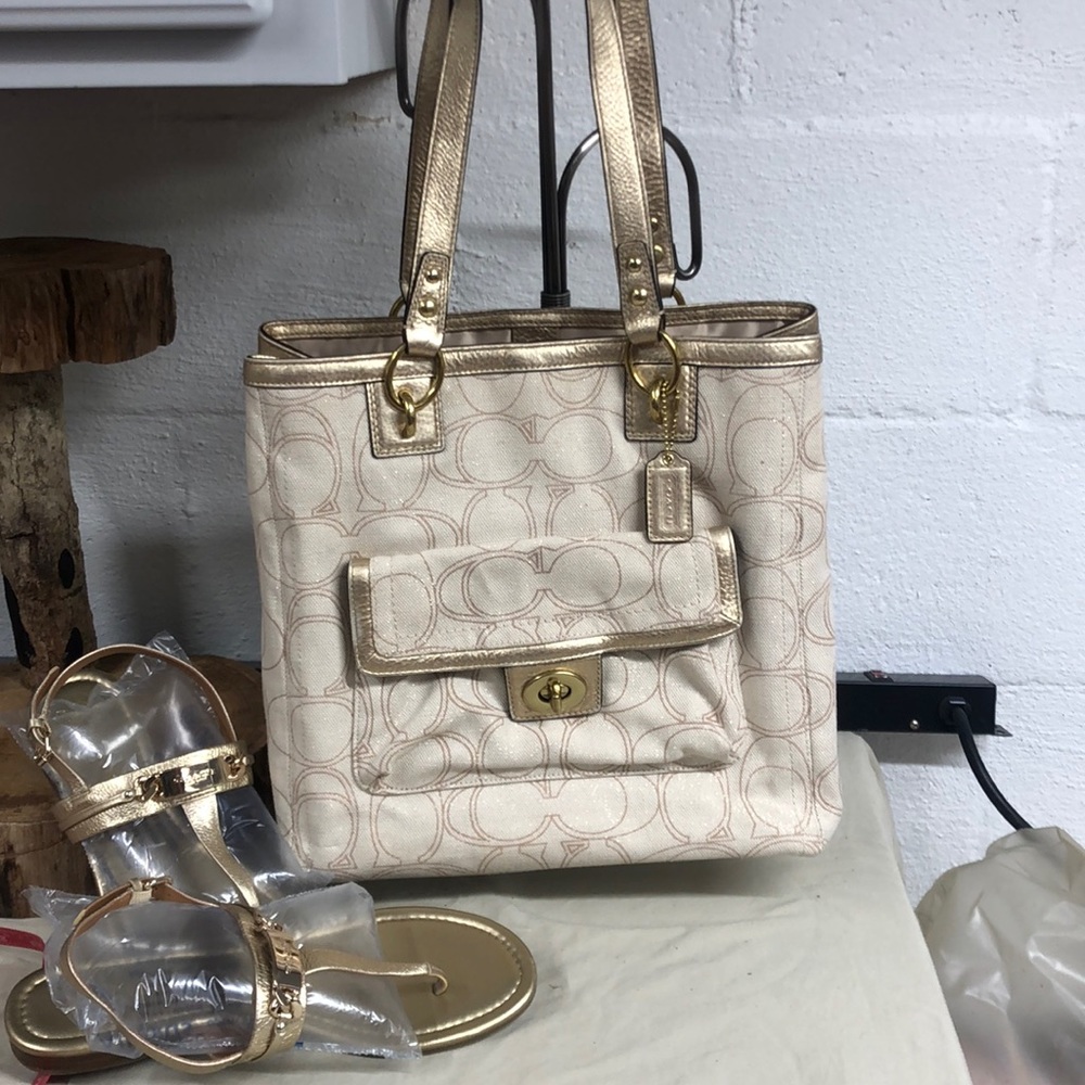 Coach Signature Gold‎ Glitters Sparkly